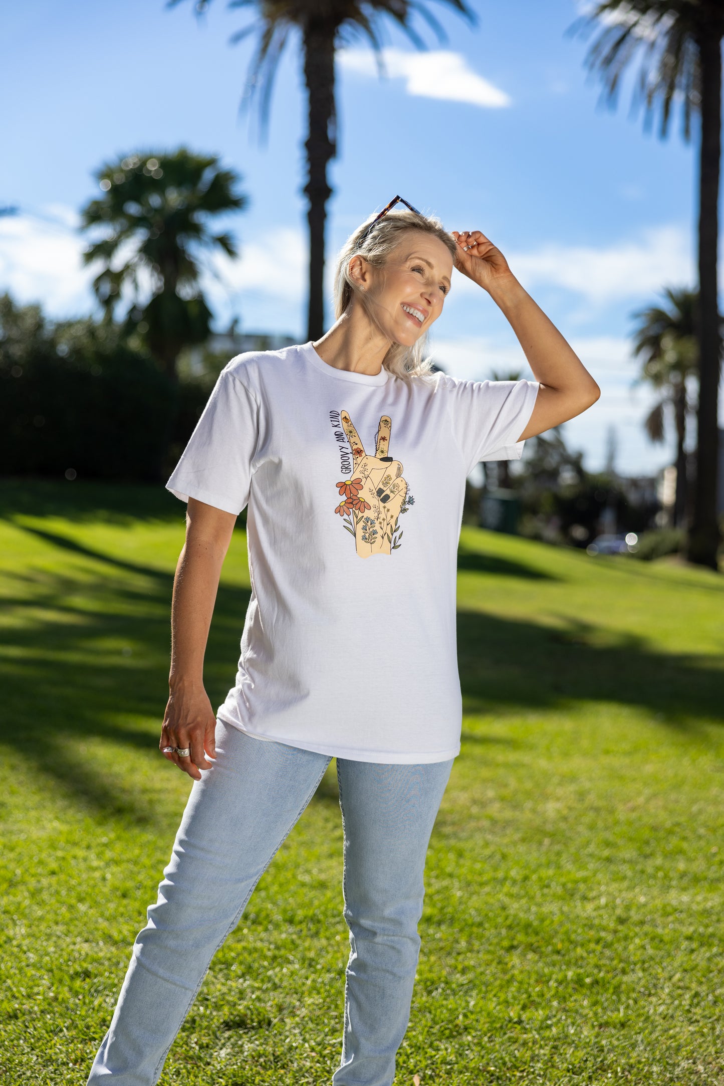 Groovy & Kind Unisex T-shirt