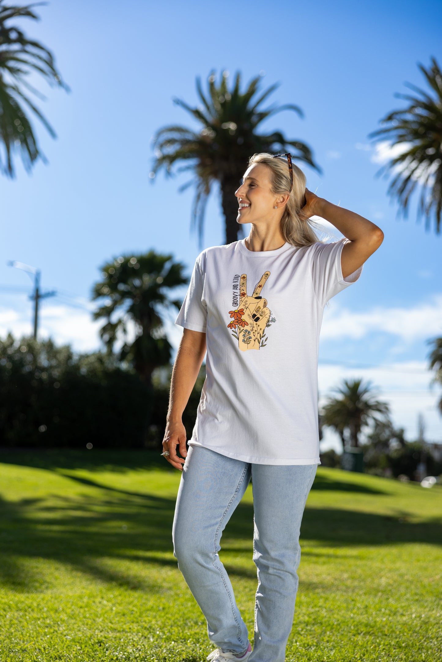 Groovy & Kind Unisex T-shirt