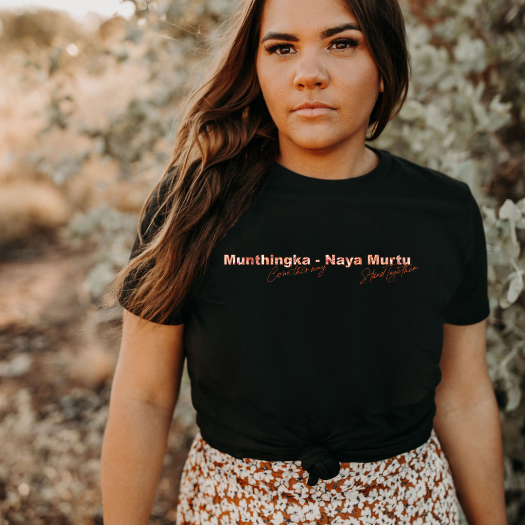 Naya Murtu Unisex T-Shirt