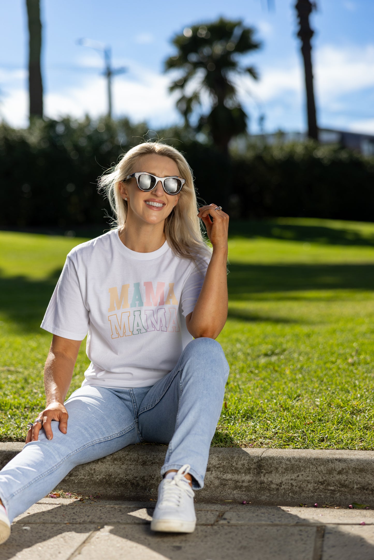 Mama Pastel Unisex T-shirt